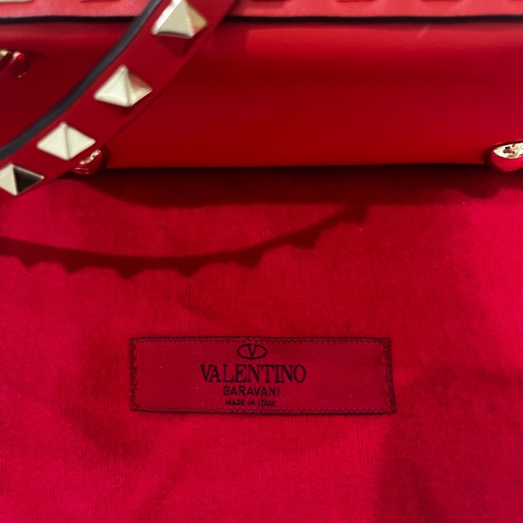 ONE DAY SALE Valentino Calfskin Rockstud Mini - Picture 10 of 11